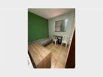 Roomgo BR - Quarto individual em república próximo ao metro Conceição, Jabaquara - R$ 1.000 Por mês