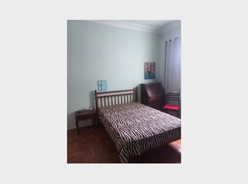 Roomgo BR - Quarto para alugar em Santa Teresa – para quem deseja morar no bairro, Lapa - R$ 1.700 Por mês