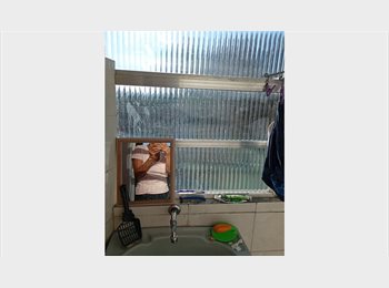 Roomgo BR - Alguém pra dividir o apartamento, Engenho Novo - R$ 450 Por mês