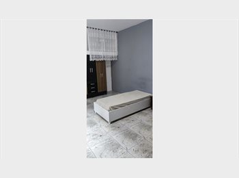 Roomgo BR - Quarto para sexo masculino, Guarulhos - R$ 950 Por mês