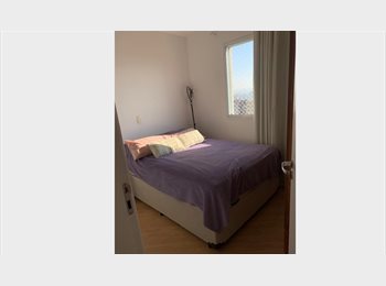 Roomgo BR - QUARTO + BANHEIRO PRIVATIVO em ótimo apartamento e condomínio completo!, Santa Cecilia - R$ 2.500 Por mês