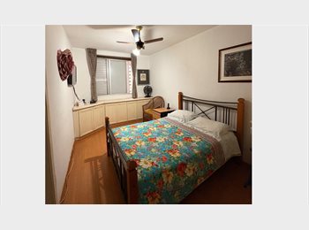 Roomgo BR - Suíte master mobiliada, espaçosa e confortável para aluguel, Pinheiros - R$ 2.000 Por mês