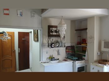 Roomgo BR - Copacabana co living, Copacabana - R$ 2.500 Por mês