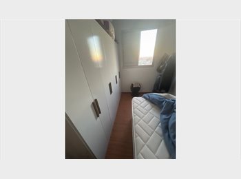 Roomgo BR - Alugo um quarto com para dividir o aluguel, Osasco - R$ 1.200 Por mês