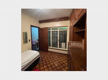 Roomgo BR - Quarto no Morumbi, Morumbi - R$ 1.100 Por mês