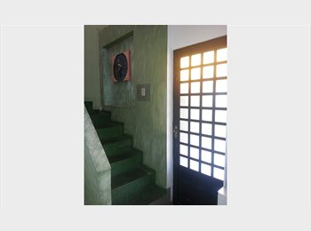 Roomgo BR - STUDIO MOBILIADO VILA MADALENA, Pinheiros - R$ 4.000 Por mês