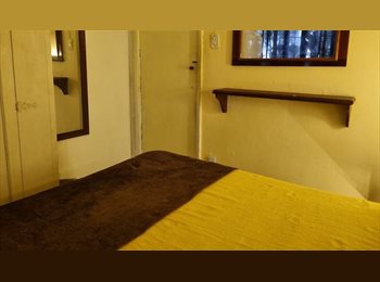 Roomgo BR - Copacabana  Quarto de casal, Copacabana - R$ 1.600 Por mês