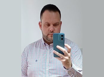Roomgo BR - Vinicius  - 35 - Curitiba