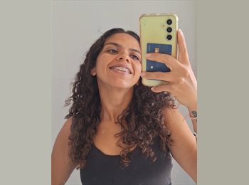 Roomgo BR - Paola - 30 - Salvador