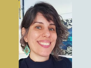 Roomgo BR - Joana - 47 - Botafogo