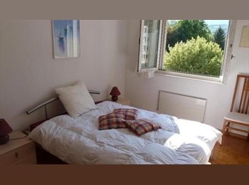 Roomgo CH - Chambre en Cohabitation pour femme, Sion - 600 CHF / Mois