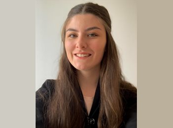Roomgo CH - Célia - 25 - Lucerne / Luzern