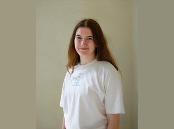 Roomgo CH - Monika - 24 - Neuchâtel