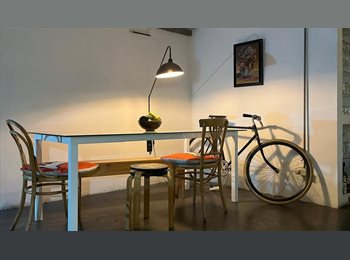 CompartoDepto CL - Disponible amplio, central, conectado, Santiago Centro - CH$350.000 por mes
