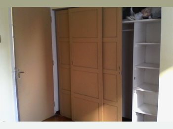 CompartoDepto CL - SE ARRIENDA HABITACION, Macul - CH$240.000 por mes