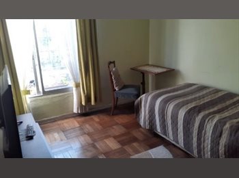 CompartoDepto CL - Pieza amobl.en Dpto.central ,a Varon ,Metro Los Heroes, Santiago - CH$280.000 por mes