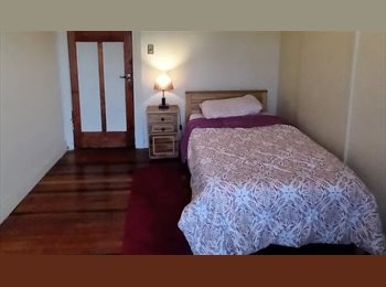 CompartoDepto CL - Habitaciones en arriendo- cerro Alegre, Valparaíso - CH$190.000 por mes