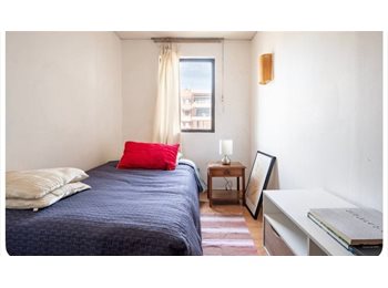 CompartoDepto CL - Habitación amoblada con baño privado Las Condes, Providencia - CH$490.000 por mes