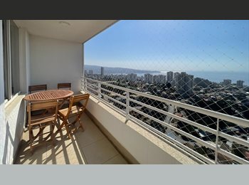 CompartoDepto CL - Suite con cama doble, a pasos de la USM, vista al mar y baño privado., Valparaíso - CH$395.000 por mes