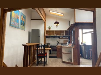 CompartoDepto CL - departamento independiente en casona renovada, cuentas incluidas, Valparaíso - CH$450.000 por mes