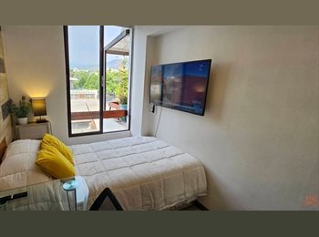 CompartoDepto CL - Habitación privada amoblada en Vitacura para estudiante mujer, Vitacura - CH$380.000 por mes