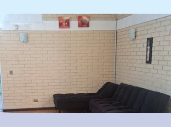 CompartoDepto CL - Se arrienda pieza en Maipú, Los Condes - CH$200.000 por mes