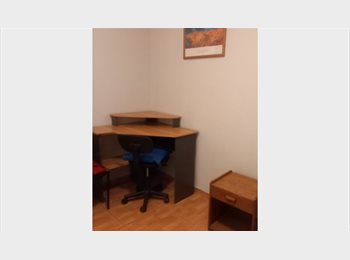 CompartoDepto CL - Arriendo pieza en buena ubicación, Santiago Centro - CH$250.000 por mes