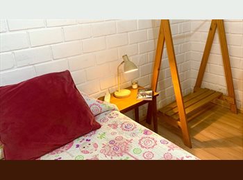 CompartoDepto CL - Habitación con baño en Las Condes cerca Metro, Vitacura - CH$520.000 por mes