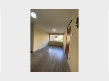 CompartoDepto CL - Se arrienda departamento 2 habitaciones, 1 baño, en edificio segundo piso., La Reina - CH$350.000 por mes