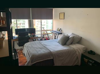 CompartoDepto CL - Arriendo amplia habitacion en barrio el golf, Providencia - CH$520.000 por mes