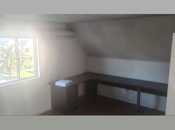 CompartoDepto CL - Arriendo de habitacion amplia ( tercer piso), La Florida - CH$220.000 por mes