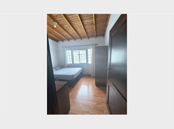 CompartoApto CO - Habitación amplia y luminosa cerca de la UPB, Medellín - COP$ 750.000 por mes