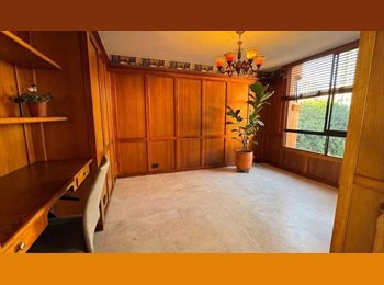 CompartoApto CO - Doble /2 Baños Sociales/Patio Bonito.Poblado.A4 cuadras Centro Ccial Oviedo y Sta Fe, Envigado - COP$ 1.550.000 por mes