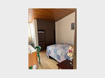 CompartoApto CO - Habitación en un segundo piso. Con buena ventilación e iluminación., Bogotá - COP$ 800.000 por mes