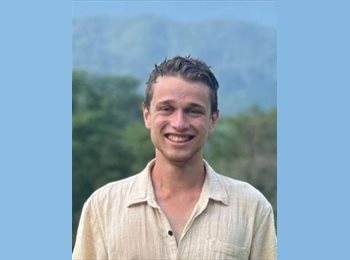 CompartoApto CO - Anton Bauer - 26 - Medellín