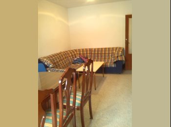 Roomgo ES - se alquila habitación a chica estudiante, Salamanca - 260 € por mes