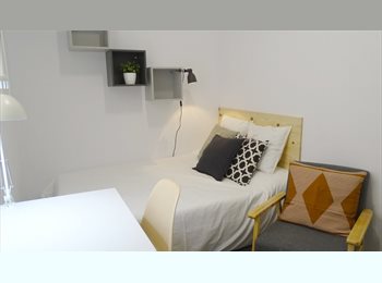 Roomgo ES - ¡Habitación doble en un piso recién reformado en Gracia! RH18-R9, Gràcia - 940 € por mes