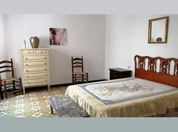 Roomgo ES - Habitacion doble, Valencia - 480 € por mes
