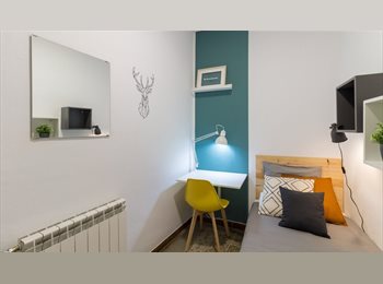 Roomgo ES - RH8A-R1 Habitación individual en Gràcia, Gràcia - 680 € por mes