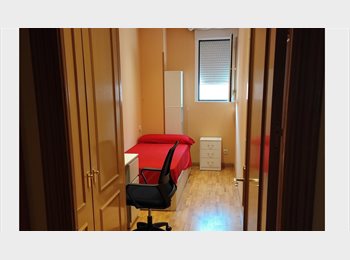 Roomgo ES - SE ALQUILA HABITACIÓN PARA ESTUDIANTE, Villaverde - 450 € por mes
