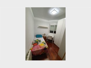 Roomgo ES - HABITACIÓN INDIVIDUAL CON BAÑO COMPLETO, Gràcia - 600 € por mes