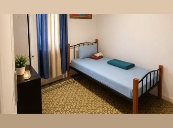 Roomgo ES - Alquiler de habitación,zona centro Barcelona, Ciutat Vella - 680 € por mes