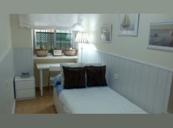 Roomgo ES - ALQUILER HABITACION EN PISO COMPARTIDO, Sevilla - 298 € por mes
