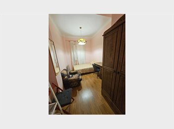 Roomgo ES - LUMINOSA Y GRAN HABITACIÓN EN MADRID, Chamberí - 690 € por mes