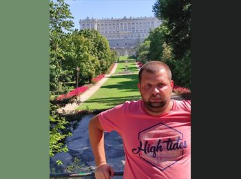 Roomgo ES - Javier - 30 - Barcelona