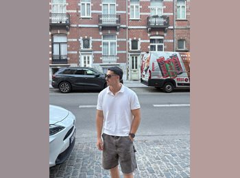 Roomgo ES - Julio - 25 - Barcelona