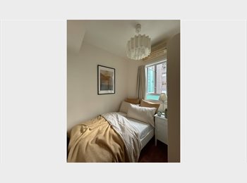 Roomgo HK - Cozy furnished room with a small double bed and essential storage, ideal for comfortable city living, Wan Chai - HKD10,900 pcm