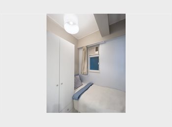 Roomgo HK - Cost-effective and furnished, this cozy room delivers value and convenience, Causeway Bay - HKD3,920 pcm