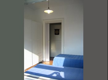 Roomgo IT - offro posti letto in doppie e in singola, Bologna - 350 € al mese