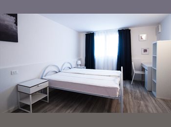 Roomgo IT - singola e matrimoniale uso singola a Treviso, Treviso - 290 € al mese